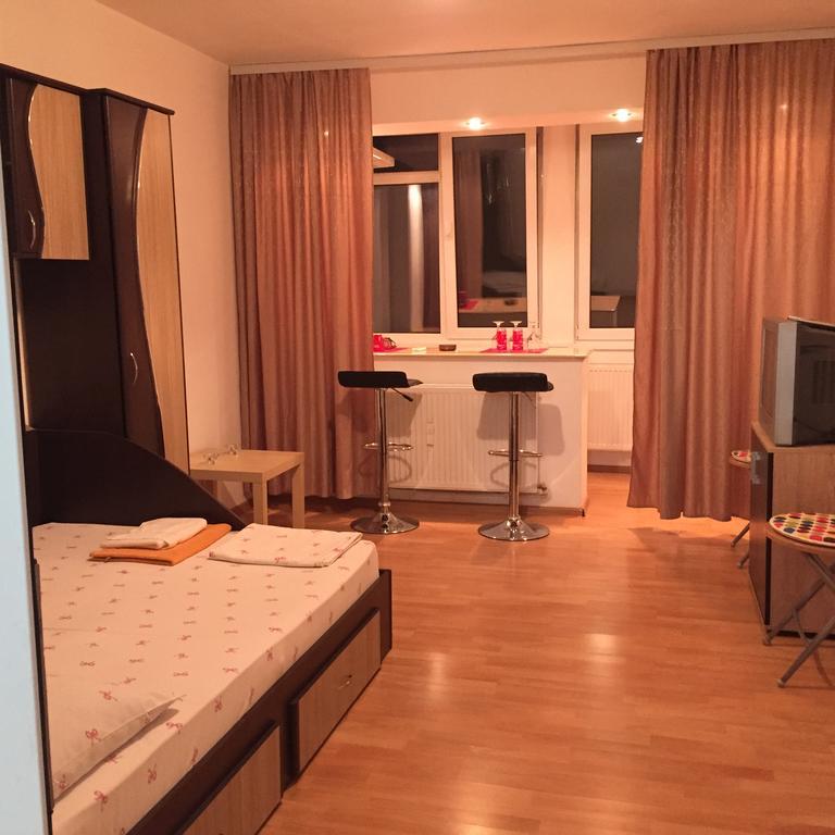 Alina Accommodation Galati  Exterior photo